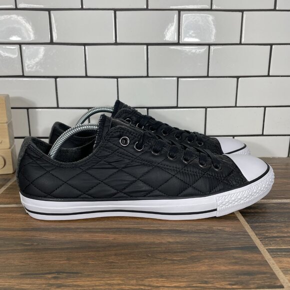 Converse Chuck Taylor All Star OX Womens Size 11.5 Shoes Black Quilted Sneaker - Picture 3 of 13